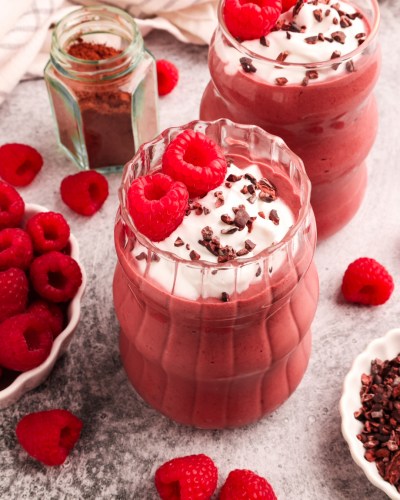 Raspberry Red Velvet Smoothie - Colorful Superfoodie