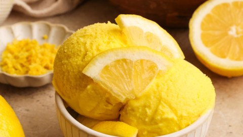 Who Makes Lemon Ice Cream: Discover Top Brands & Homemade Secrets