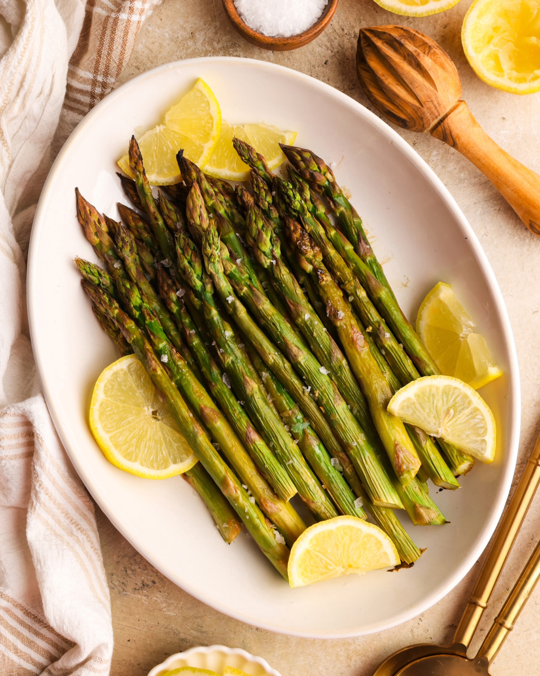 Lemon Garlic Roasted Asparagus